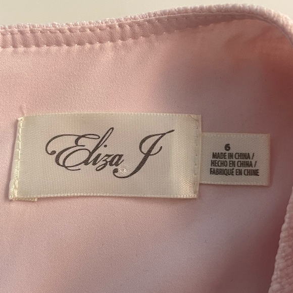 Eliza J A-Line Midi Dres - Picture 7 of 11